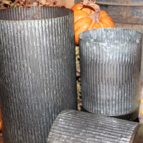 NEW Set of Rustic Corrugated Metal Zinc Farmhouse Cylinder Can Vases Pots - Picture 3 of 5